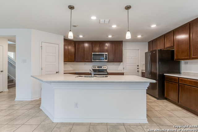 Image 9 of 24 For 11205 Plaudit