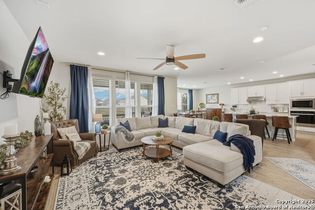 Image 5 of 41 For 4000 Wild Bloom