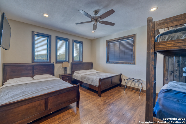 Image 13 of 45 For 236 Tequila Sunrise