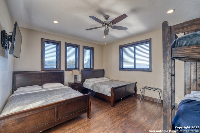 Image 39 of 45 For 236 Tequila Sunrise