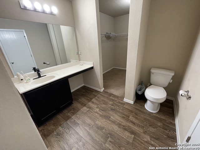 Image 12 of 20 For 10014 Raspberry Oak