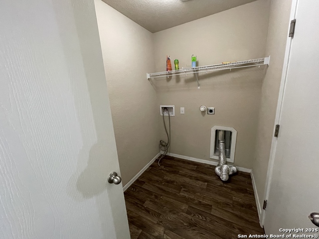 Image 18 of 20 For 10014 Raspberry Oak