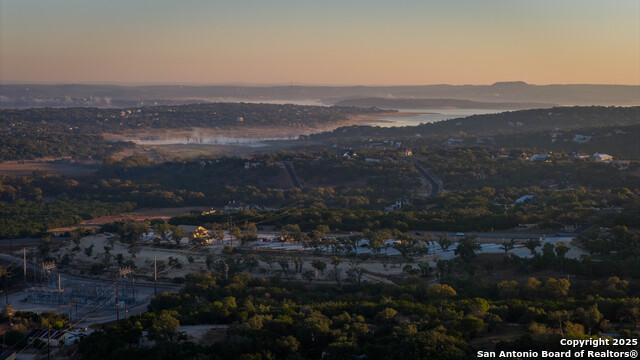 Listing photo id 12 for 9089 Fm 2673