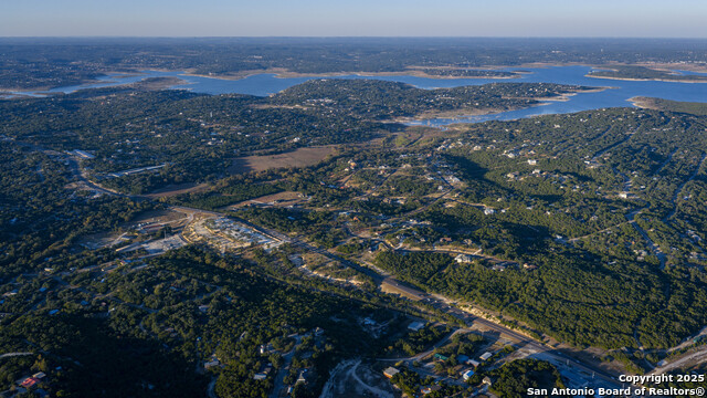 Listing photo id 29 for 9089 Fm 2673