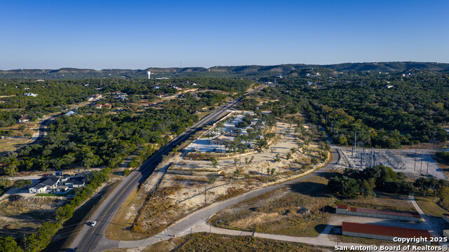 Listing photo id 35 for 9089 Fm 2673