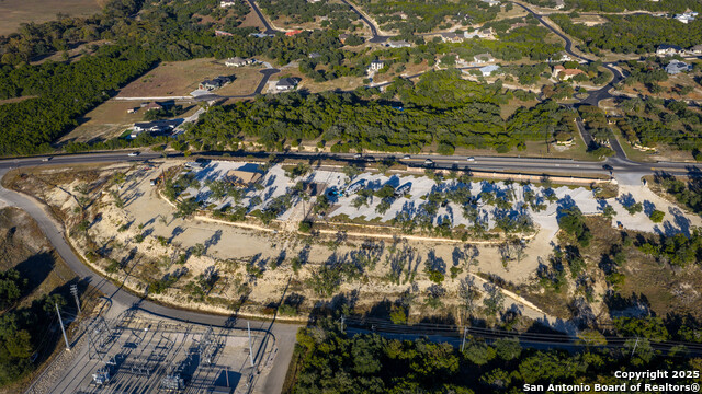 Listing photo id 4 for 9089 Fm 2673