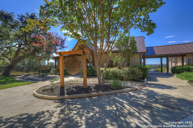 Image 12 of 30 For 481 River Chase Way