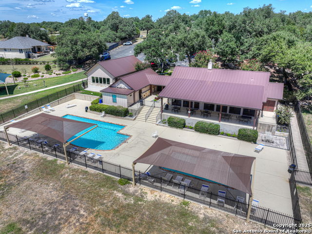 Image 18 of 30 For 481 River Chase Way