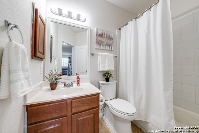 Image 19 of 23 For 22319 Chimayo Bend