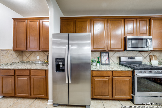 Image 8 of 23 For 22319 Chimayo Bend