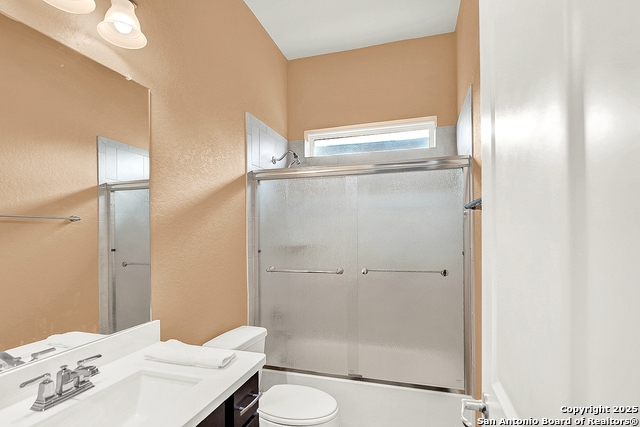 Image 24 of 32 For 13157 Hallie Chase