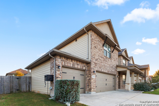 Image 4 of 28 For 4548 Meadow Green