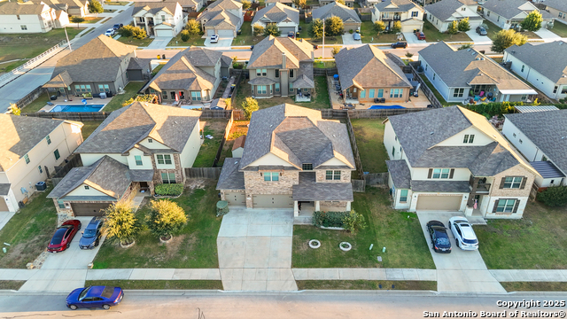 Image 5 of 28 For 4548 Meadow Green