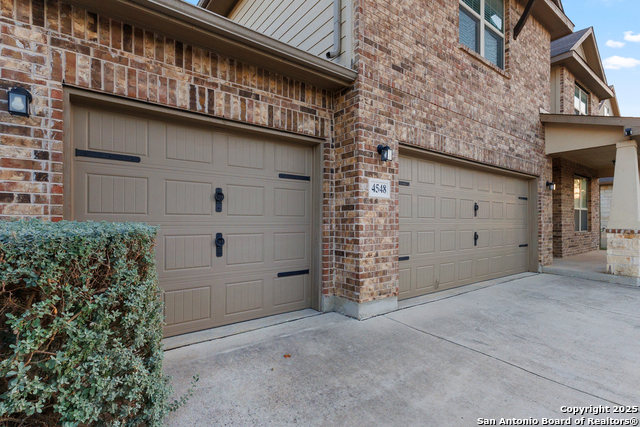 Image 6 of 28 For 4548 Meadow Green