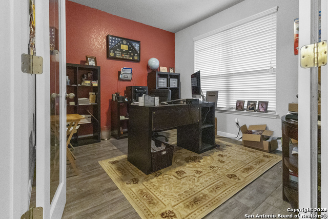 Image 9 of 28 For 4548 Meadow Green