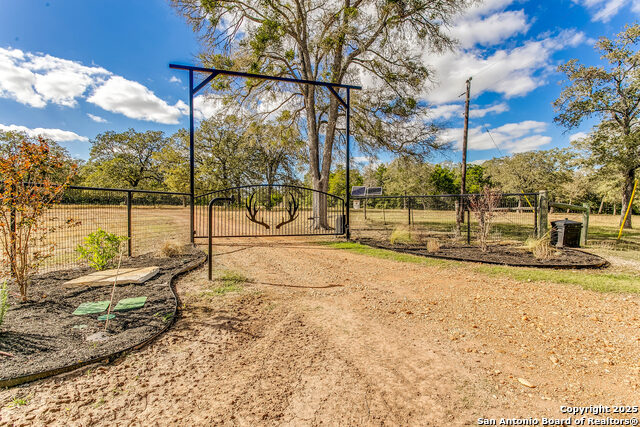 Details for 408 Copeland Hill, Smithville, TX 78957