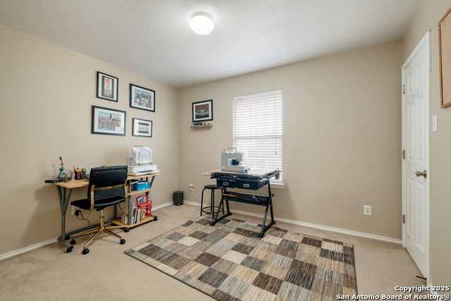 Listing photo id 16 for 7311 Aphelion