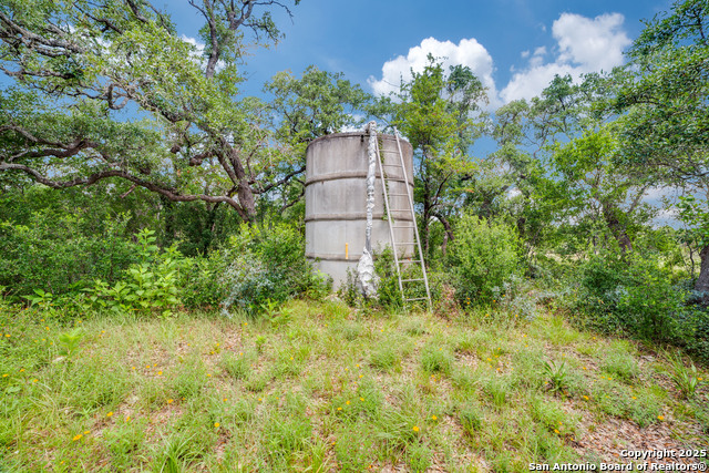 Image 34 of 36 For 20892 Bluehill Pass