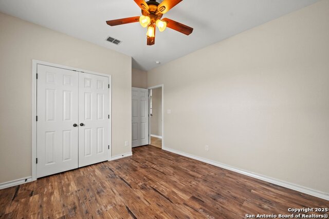 Image 15 of 30 For 220 Cody