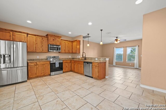 Image 8 of 30 For 220 Cody