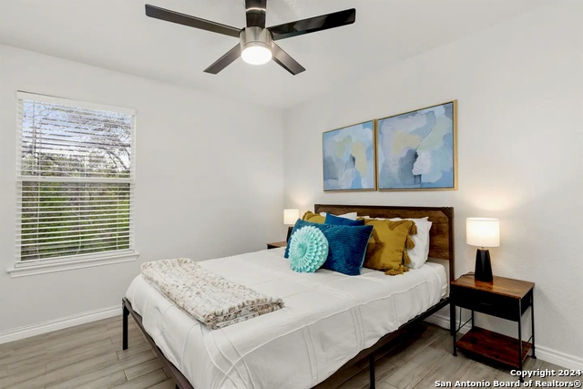 Image 12 of 16 For 415 Mahogany Chest