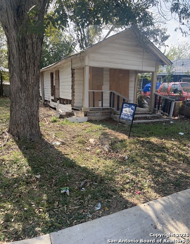 Image 4 of 5 For 136 Alabama  