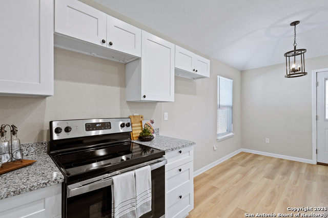 Image 10 of 21 For 611 Whiting