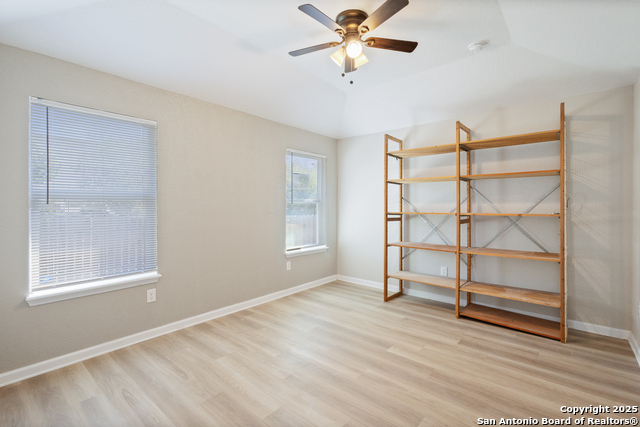 Image 13 of 21 For 611 Whiting