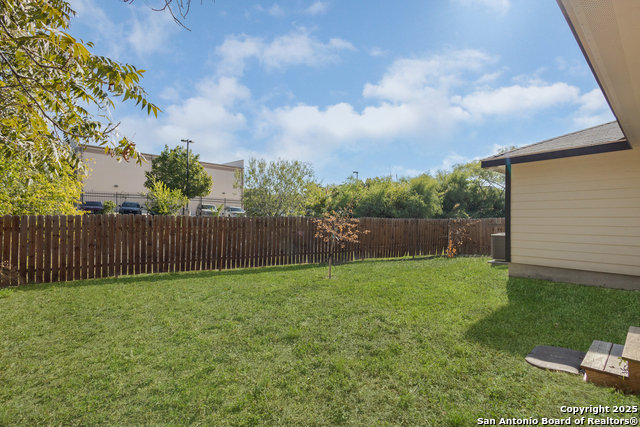 Image 21 of 21 For 611 Whiting