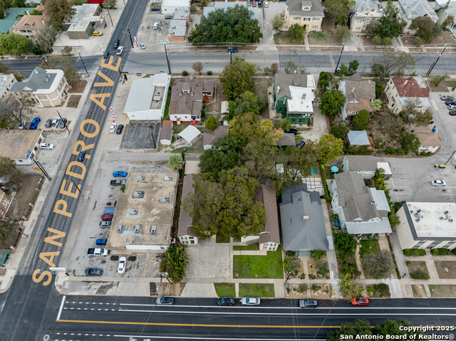 Image 13 of 22 For 331 Mistletoe W