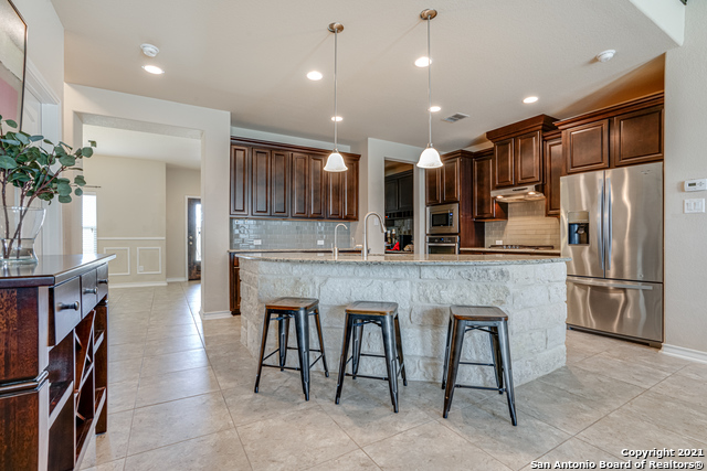 Image 12 of 37 For 1438 Rock Dove