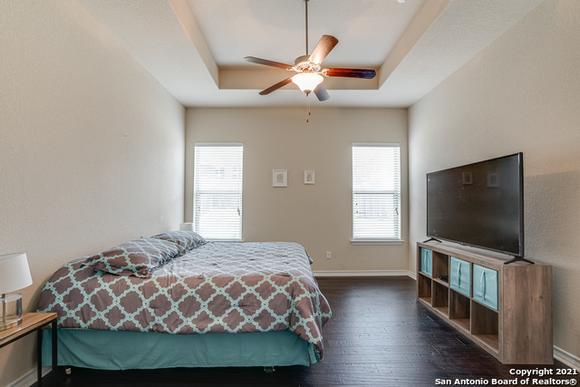 Image 21 of 37 For 1438 Rock Dove