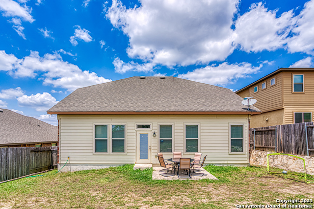 Image 35 of 37 For 1438 Rock Dove