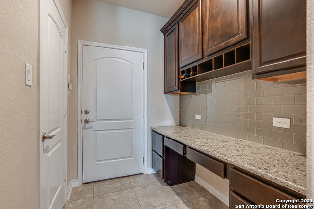 Image 6 of 37 For 1438 Rock Dove