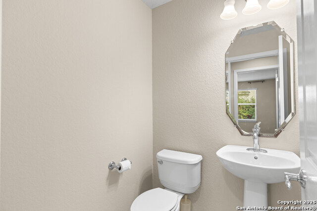 Listing photo id 30 for 10723 Rimfire Run