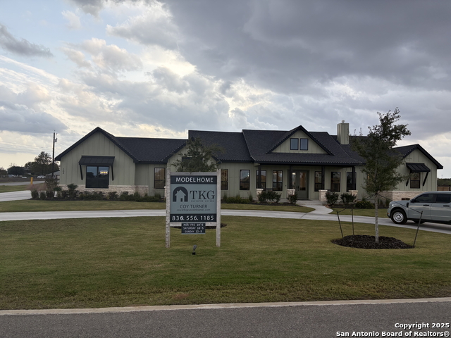 Listing photo id 10 for 105 Double Creek