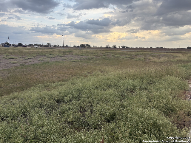 Listing photo id 0 for 105 Double Creek