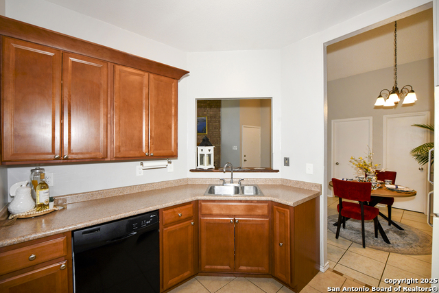 Image 5 of 9 For 9536 Dover Ridge W