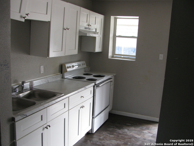 Image 6 of 24 For 204 Division