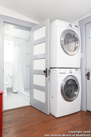 Image 10 of 20 For 131 Klein St 1