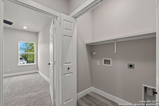 Listing photo id 13 for 118 Packard St