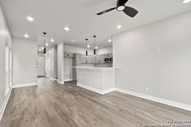 Listing photo id 24 for 118 Packard St