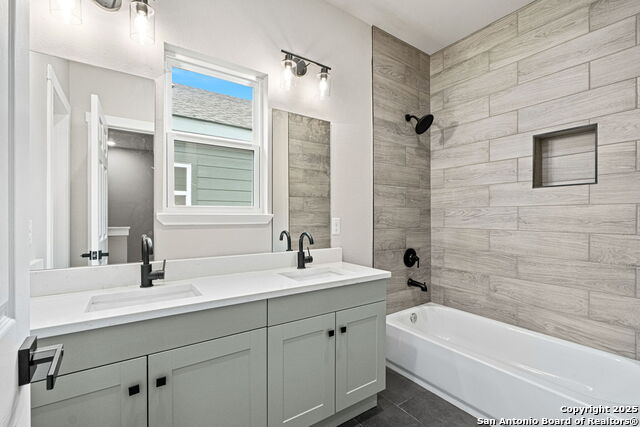 Listing photo id 32 for 118 Packard St