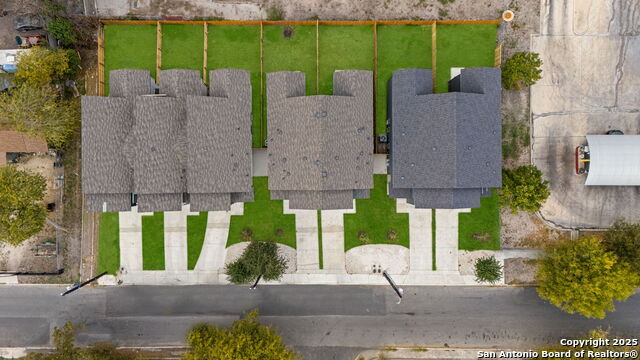 Listing photo id 39 for 118 Packard St