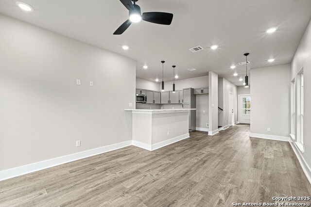 Listing photo id 4 for 118 Packard St