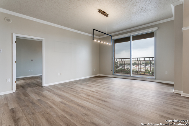 Image 7 of 11 For 1 Towers Park  717