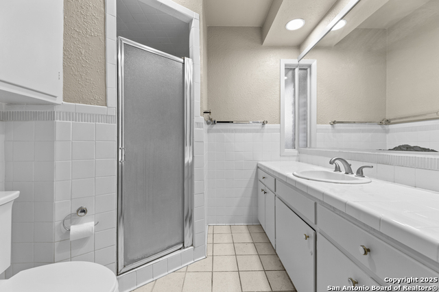 Image 26 of 44 For 630 Patricia