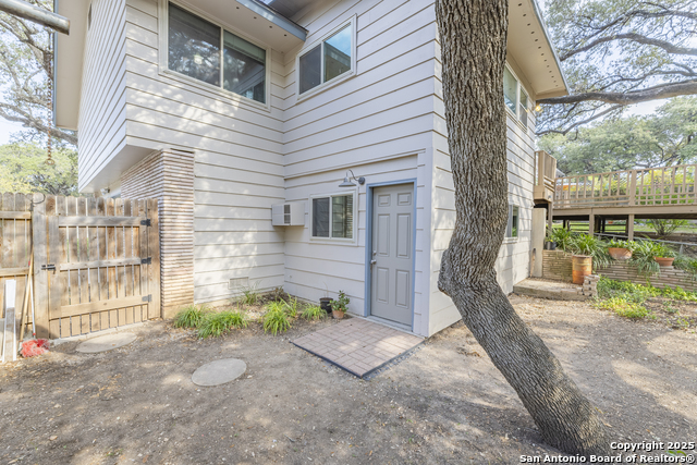 Image 43 of 44 For 630 Patricia