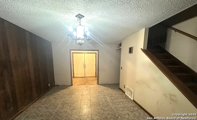 Image 10 of 31 For 1326 Klondike