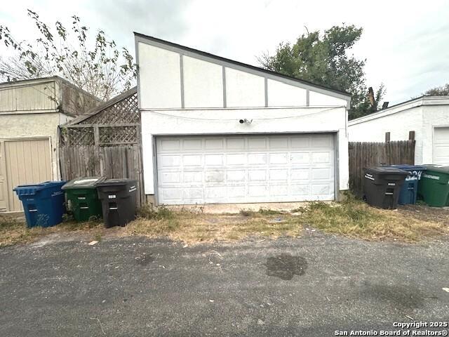 Image 31 of 31 For 1326 Klondike